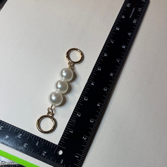 Elegant Pearl Strap extender 6 in Bundel Buy for free giveaway - Picture 3 of 3
